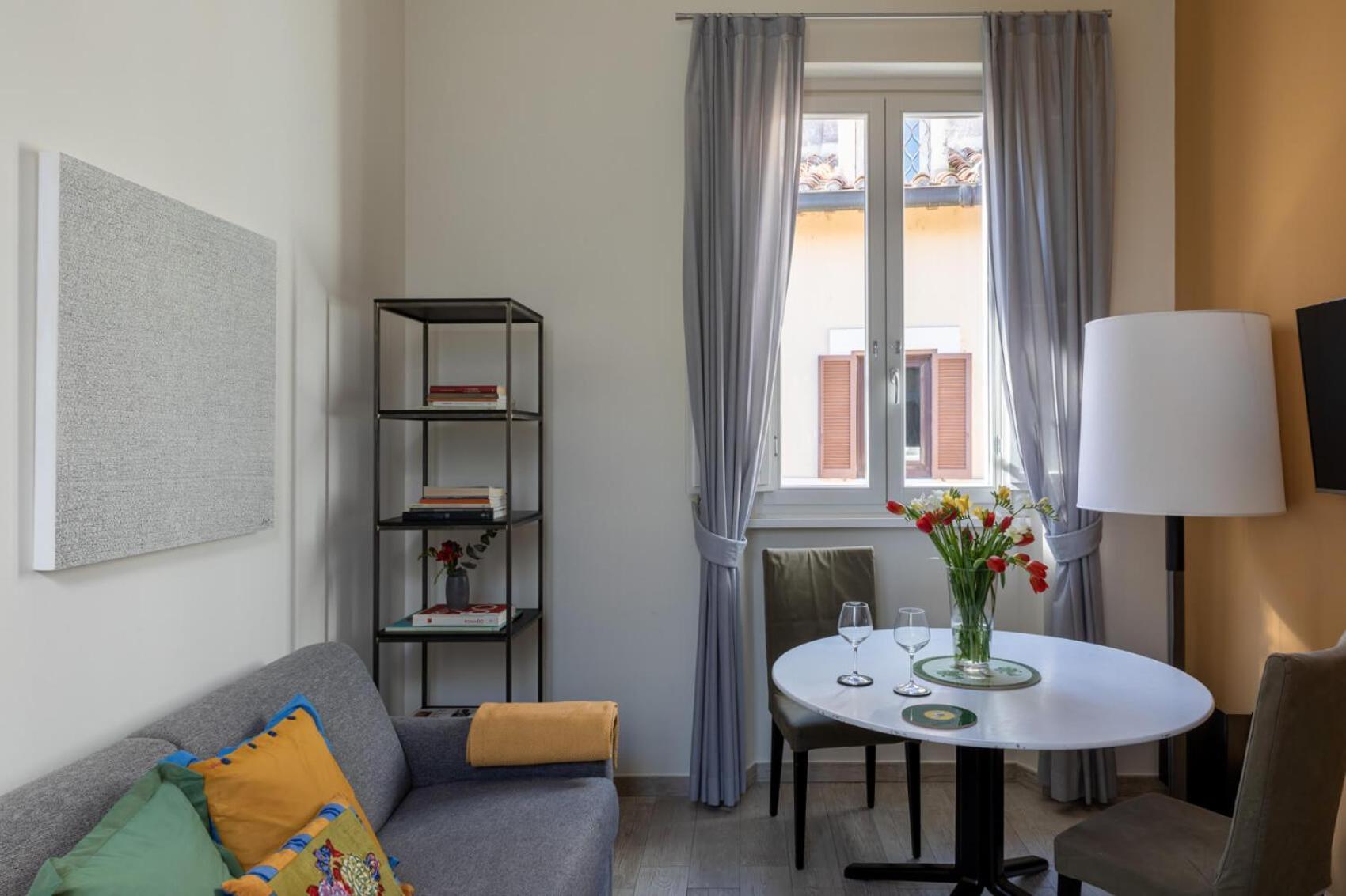 Now Apartments, Aparthotel In The Heart Of Рим Стая снимка